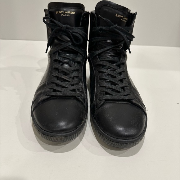 Authentic Men’s Saint Laurent high top sneaker - Picture 7 of 9